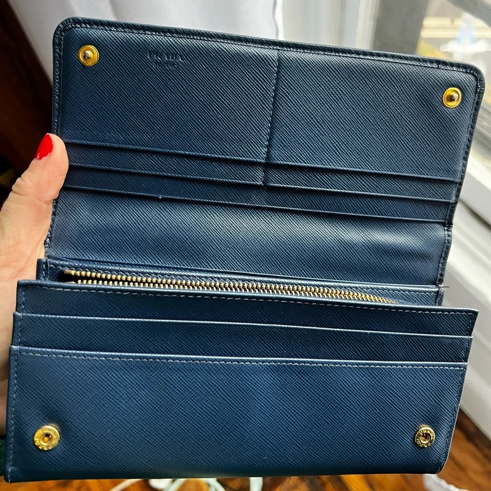 Authentic Prada Continental Wallet with Removable Card Sleeve - Navy Blue - Picture 2 of 13
